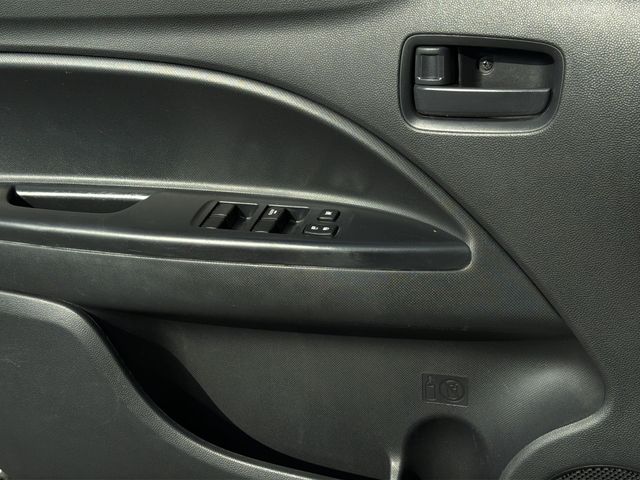 Used 2024  Mitsubishi ES image 30