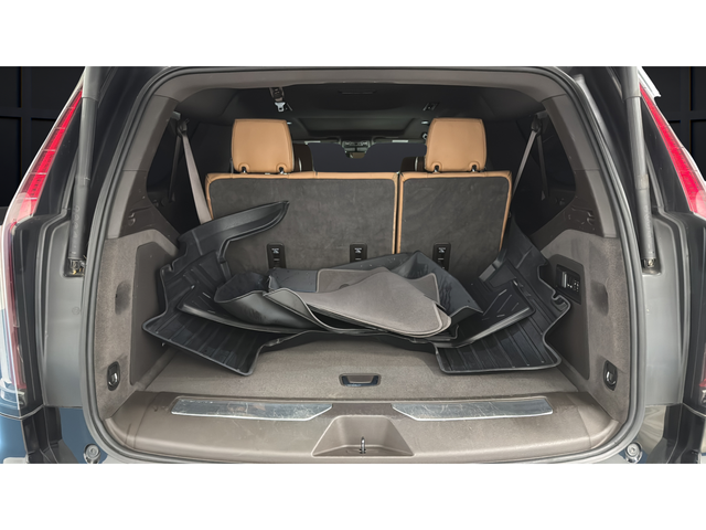 Used 2022 Black Raven Cadillac Premium image 27