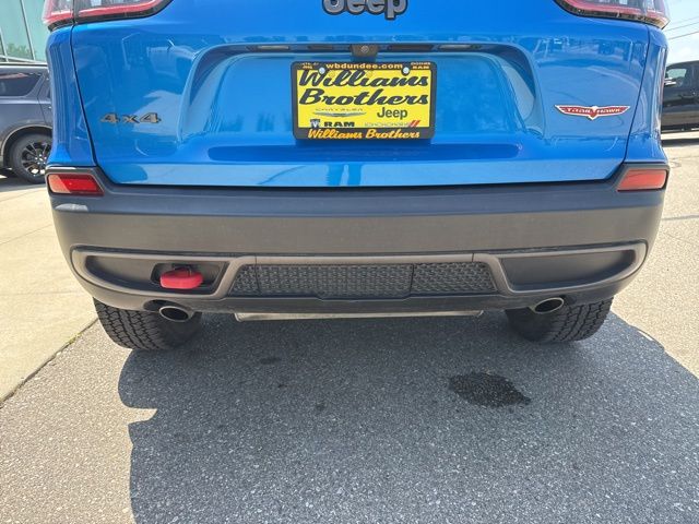 2019 Jeep Cherokee Trailhawk - Hydro Blue Pearlcoat exterior view 10
