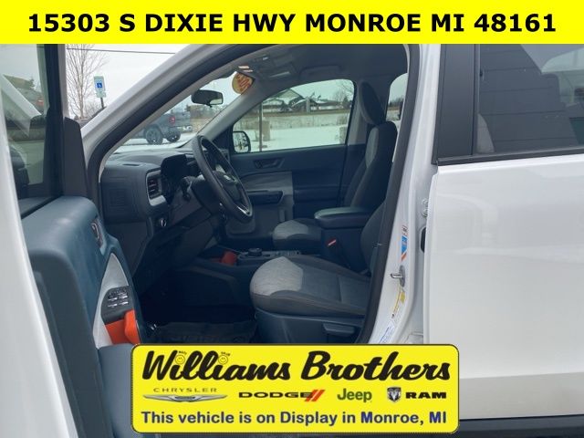 2023 Ford Maverick XLT - Oxford White exterior view 11