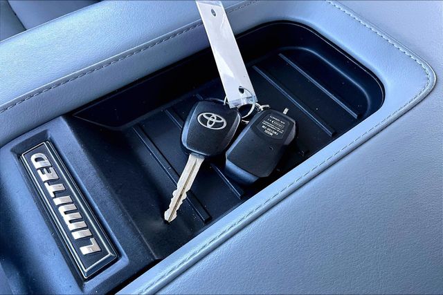 Used 2018 Toyota Tundra Limited 4D CrewMax