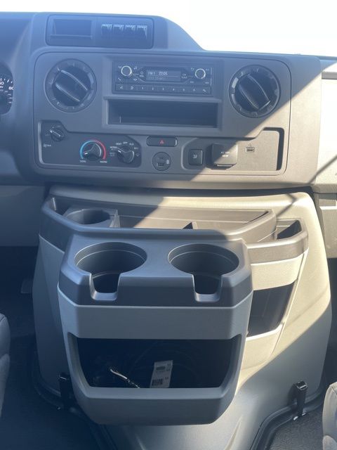 2025 Ford E-Series E-350 SD