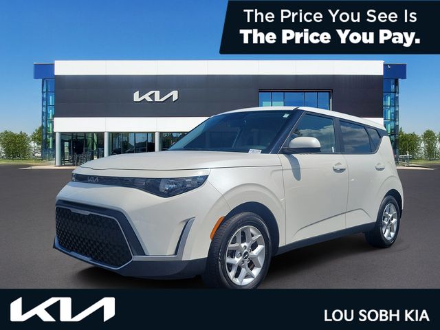 Snow White Pearl 2023 Kia Soul SUV / Crossover Front-Wheel Drive Continuously Variable Transmission