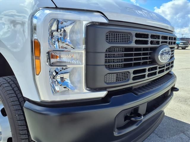 2025 Ford F-350SD XL photo