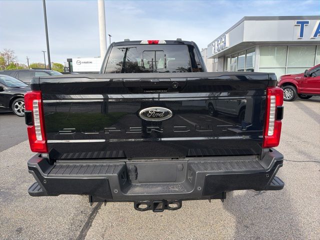 New 2026 Black Ford XLT image 4