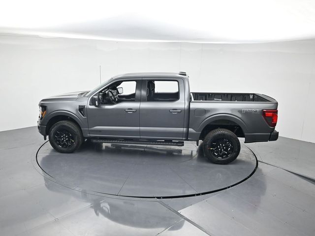 New 2026 Gray Ford XLT image 40