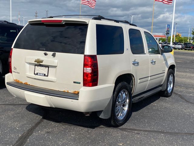 2011 Chevrolet Tahoe LTZ 3