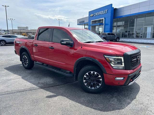 2021 Nissan Titan PRO-4X Crew Cab 4WD