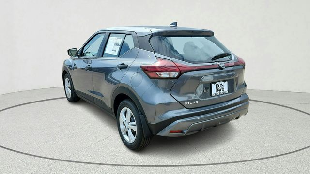 2025 Nissan Kicks Play