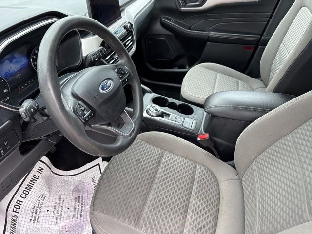 2022 Ford Escape Hybrid SE photo