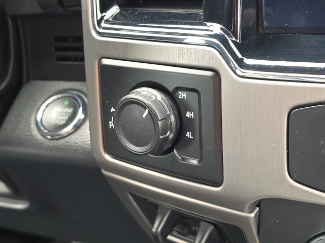 2022 Ford F-250SD Platinum:B01968