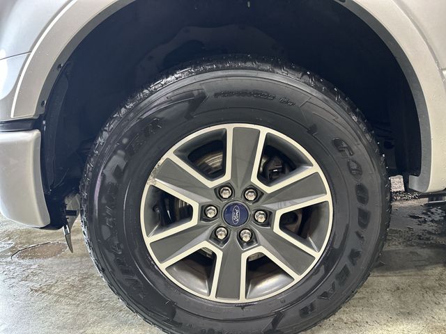 Used 2015 Silver Ford XLT image 20