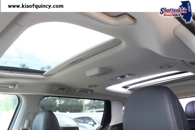 New 2026 Kia Carnival MPV Van