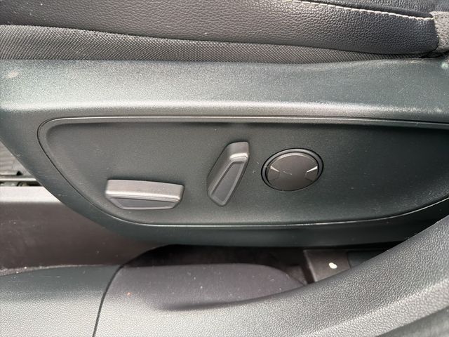 Used 2022 Gray Ford SEL image 20