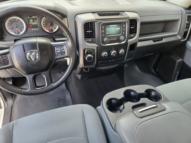 2017 RAM 1500 Tradesman photo