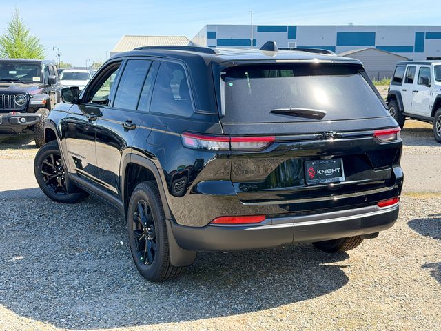 new 2026 Jeep Grand Cherokee car, priced at $44,965