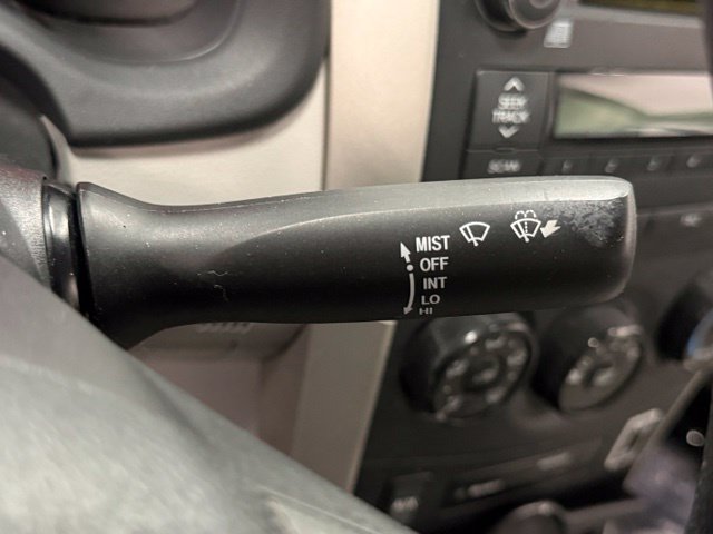 Used 2013 Gray Toyota L image 13