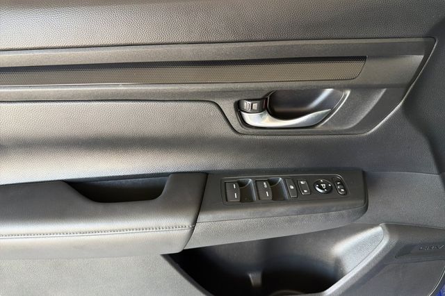 2024 Honda CR-V LX - Photo 12