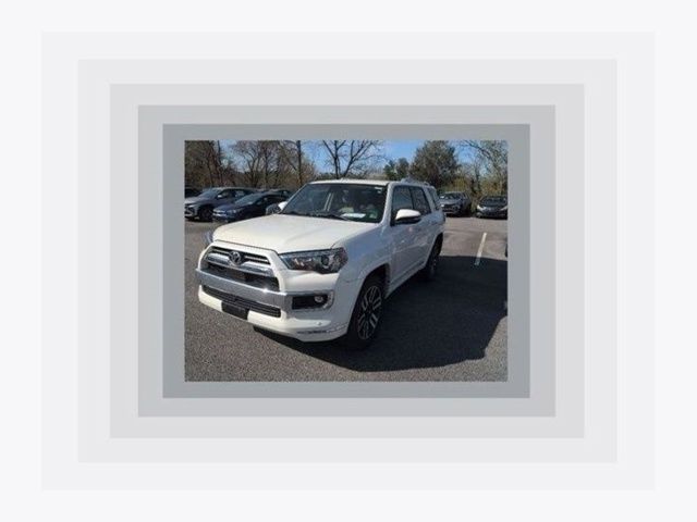 White (Blizzard Pearl) 2023 Toyota 4Runner Limited 4WD SUV / Crossover All-Wheel Drive 5-Speed Automatic