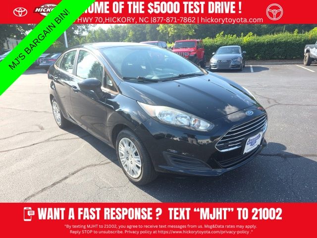 2018 Ford Fiesta S Sedan's photo
