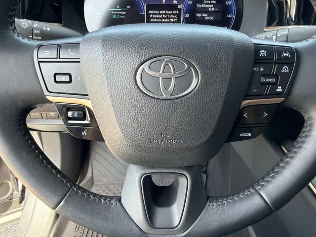Used 2023 Toyota Crown Sedan