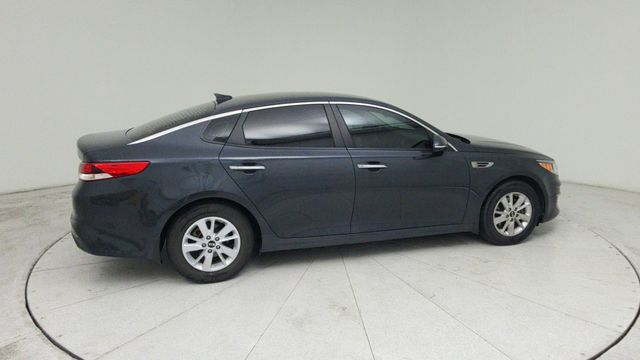 2016 Kia Optima LX Green at Autostrade