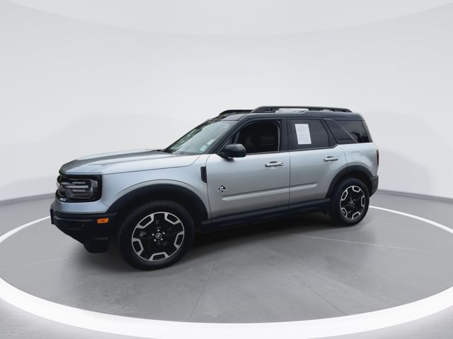Used 2023 Silver Ford Outer Banks image 5
