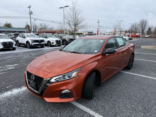 2021 Nissan Altima 2.0 SR 4