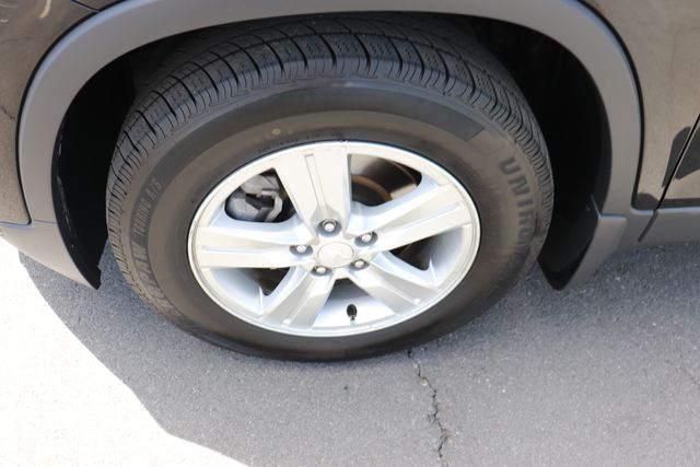 2019 Chevrolet Trax LS photo