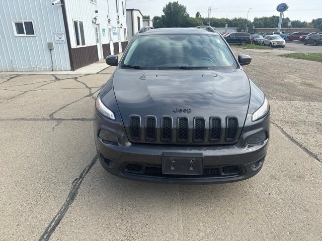 2015 Granite Crystal Metallic Clearcoat Jeep Cherokee Latitude 4X4 SUV
