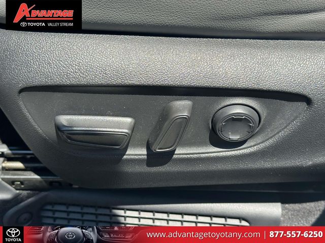 Used 2023 Toyota Sienna Van