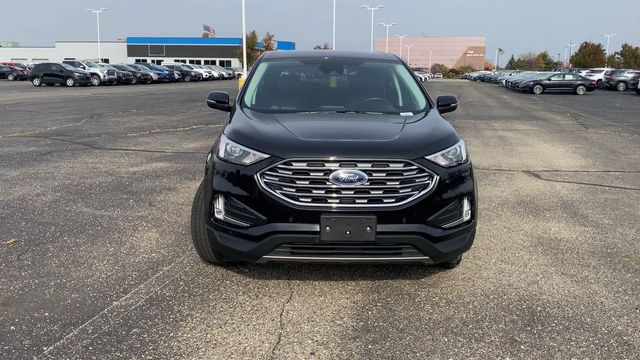 2022 Ford Edge Titanium 3