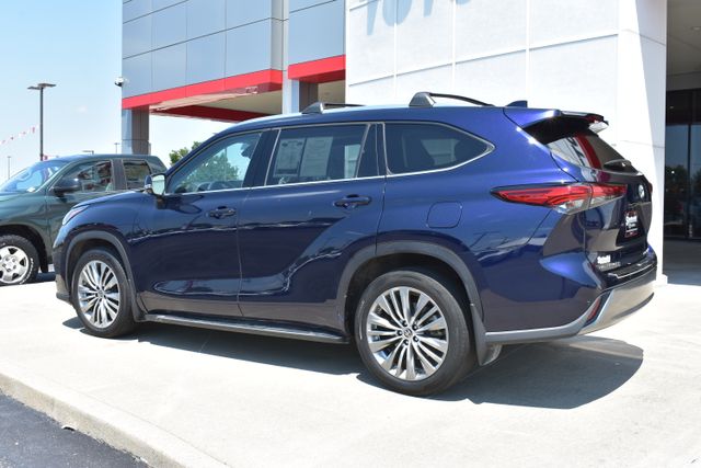 Used 2022 Toyota Highlander SUV