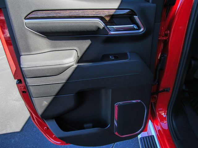 2026 GMC Sierra 1500 SLE:44560