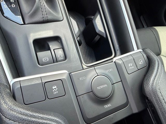 2026 Toyota Highlander - $58,988