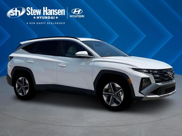 New 2026 White Hyundai SEL Premium image 10