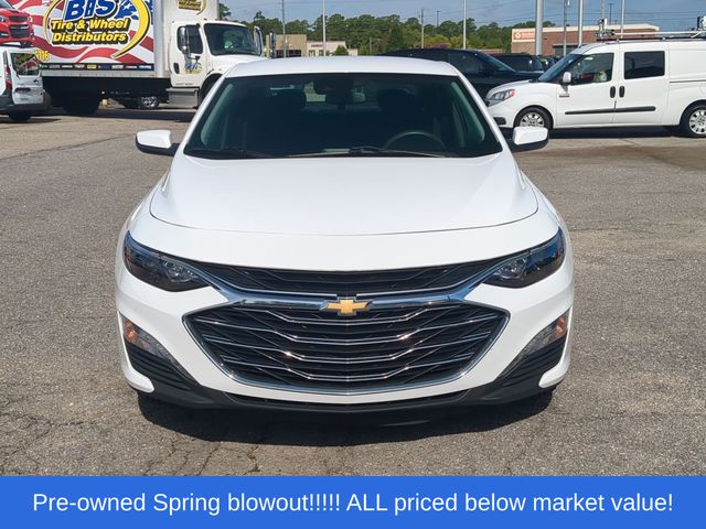 Used 2025 Summit White Chevrolet LT image 16