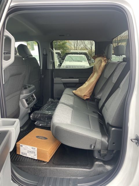 2025 Ford F-550 Super Duty 