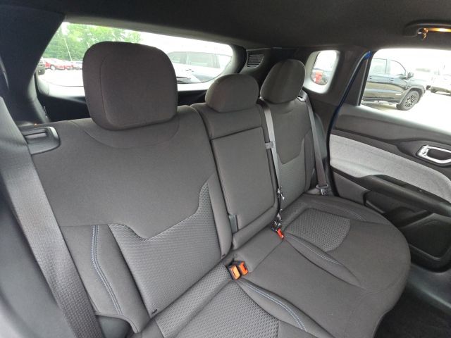 2024 Jeep Compass Sport:168688A