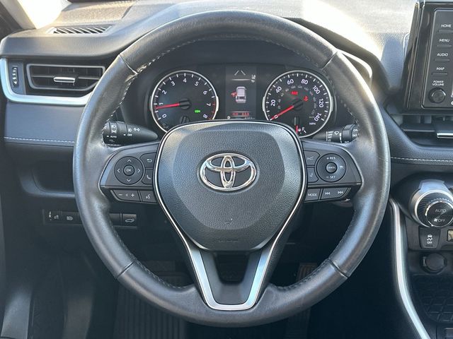 2022 Toyota RAV4 XLE Premium 8