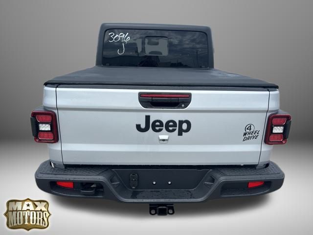 2024 Jeep Gladiator  6