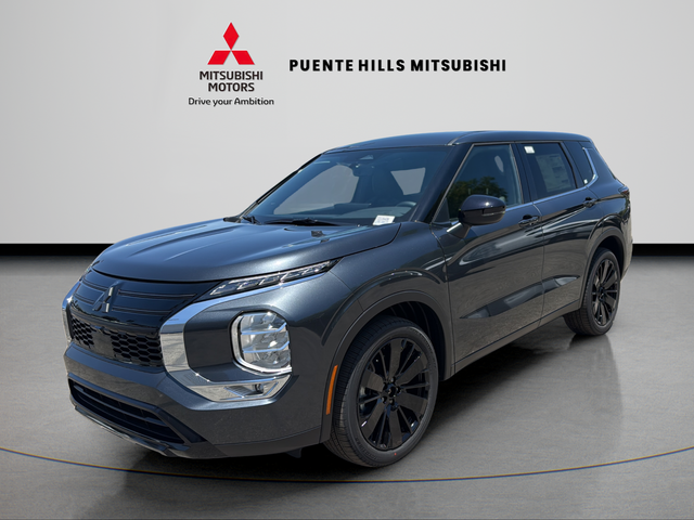 2026 Mitsubishi Outlander LE