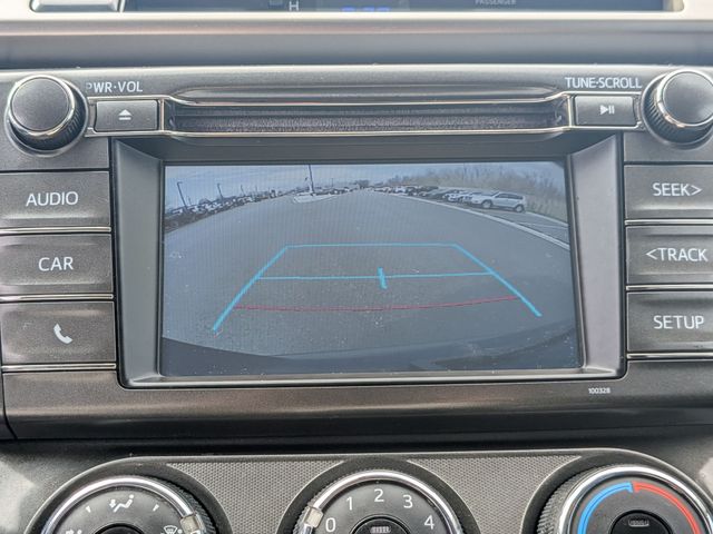 2015 Toyota RAV4 - Image 23