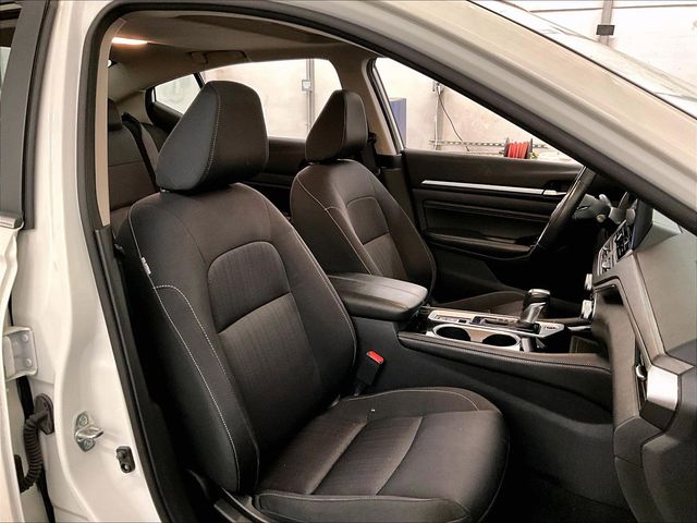 2023 Nissan Altima 2.5 SV White at John Sisson Motors