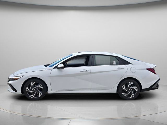 2026 Hyundai Elantra - $27,876