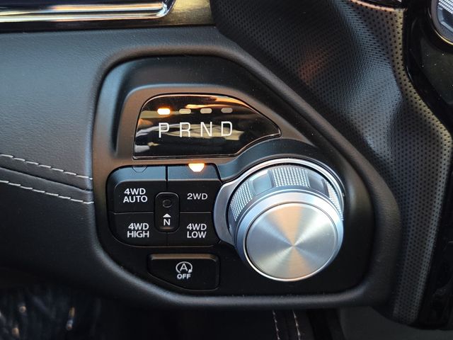 Used 2023 Silver Ram Limited image 17