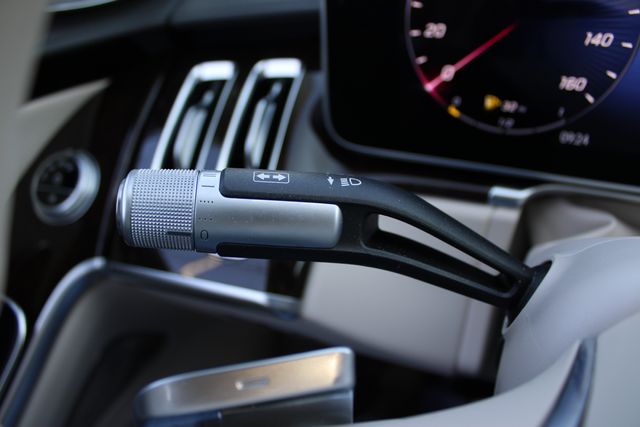 Certified Used 2022 Gray Mercedes-Benz S 500 image 8
