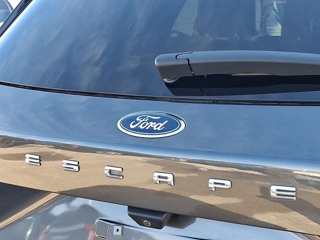 used 2020 Ford Escape car, priced at $18,116