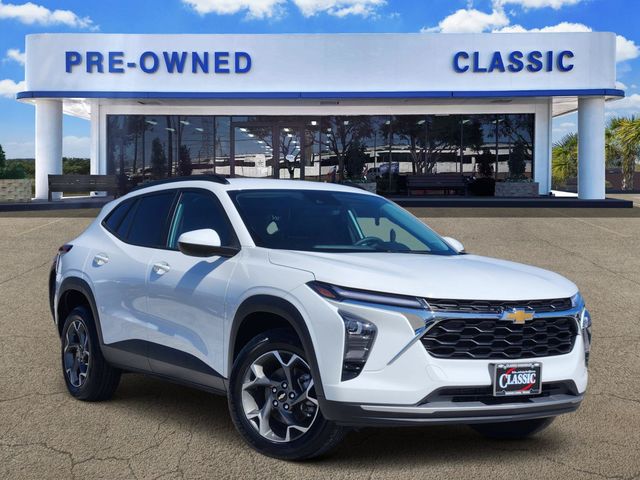 2024 Chevrolet Trax LT White at DeMontrond Gulf Freeway