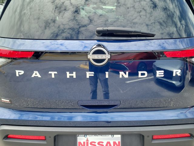 2025 Nissan Pathfinder SV - Photo 8